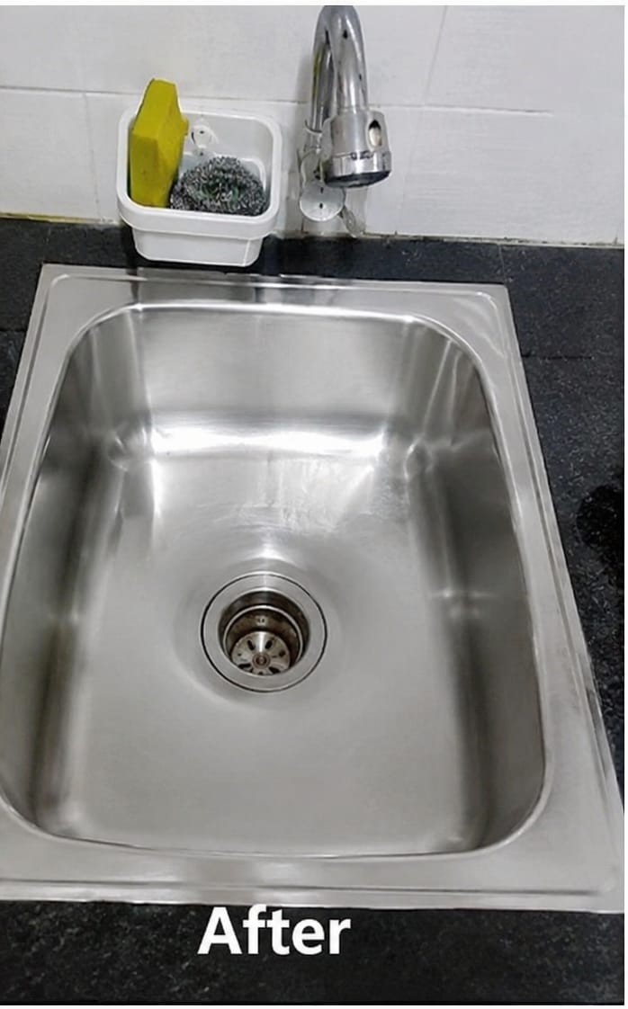 Kitchen spotless status after cleaning